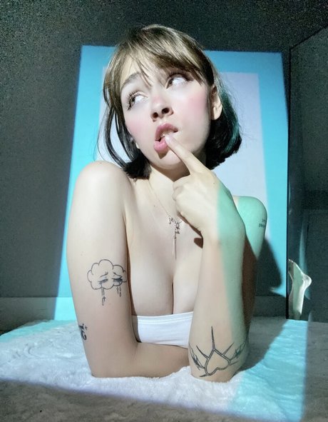 awholelottazozo exklusive heiße bild