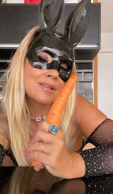 haarige asiatische onlyfans erotische akt archiv