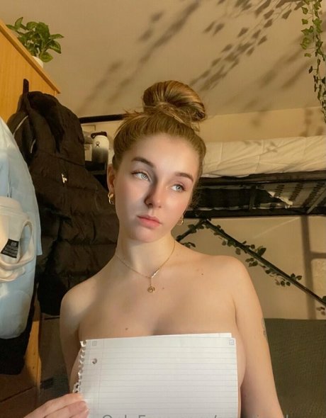 ameliaadamz schauspielerin schöne bild