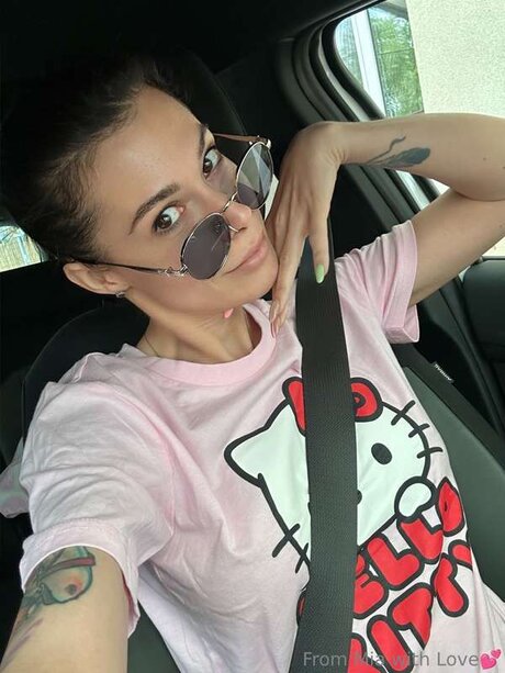 Mia Moonn hd nackte bild