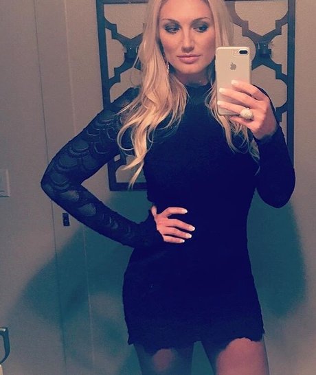 Brooke Hogan kostenlose pornostar galerie