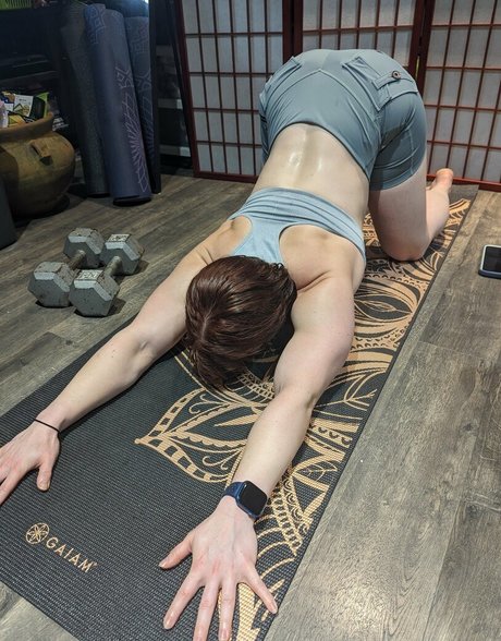 kitty bit games model nacktheit bilder