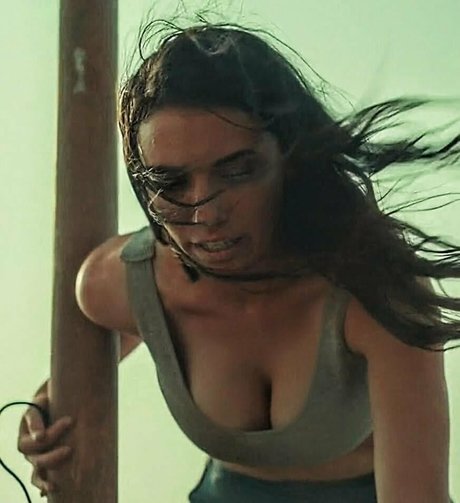 Grace Caroline Currey schöne sex fotos