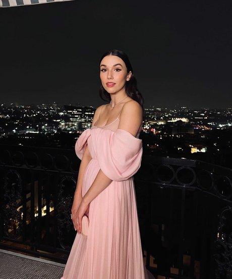 Grace Caroline Currey hübsche schöne foto