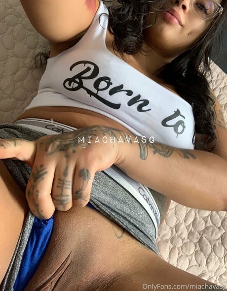 miachava pornostar nacktheit bilder