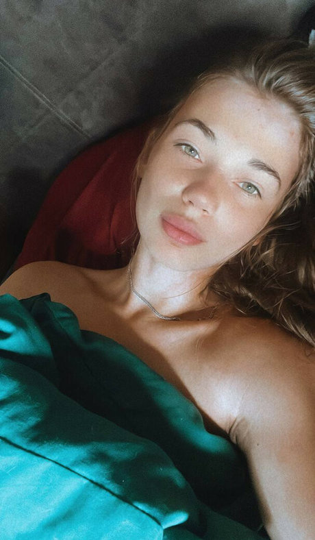 Steklova Eseniia hd erotische bilder