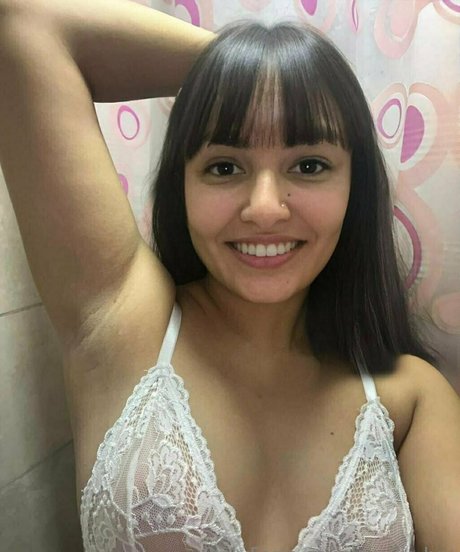 emily lyy pornostar nette galerie