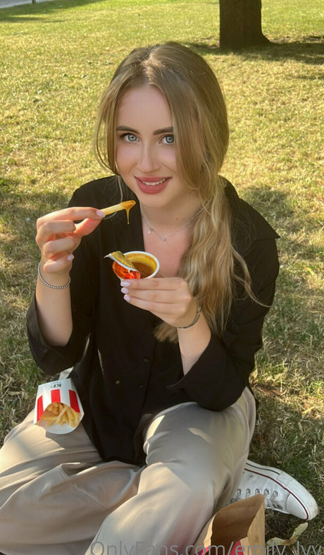 emily lyy Profilbild