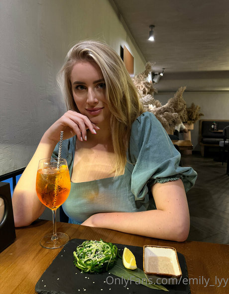 emily lyy kostenlose top galerie
