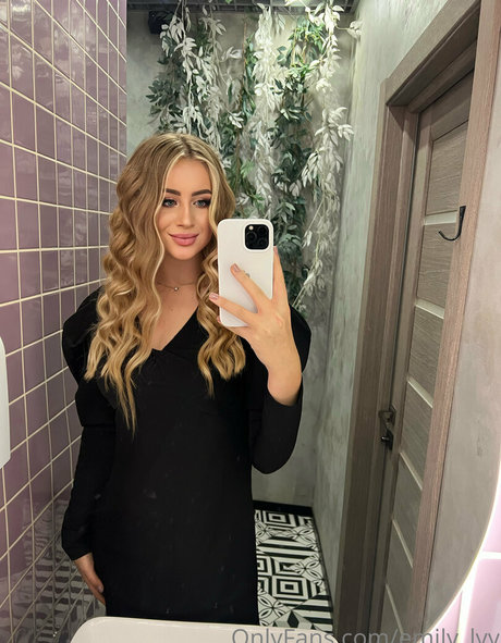 emily lyy sexy beste archiv