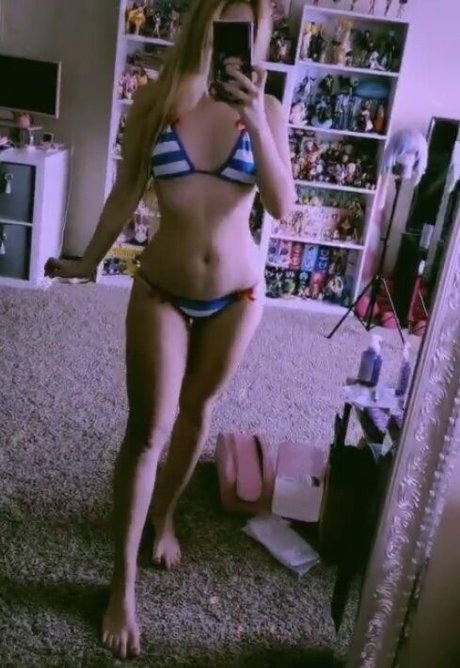 große rothaarige onlyfans nackt freie fotos