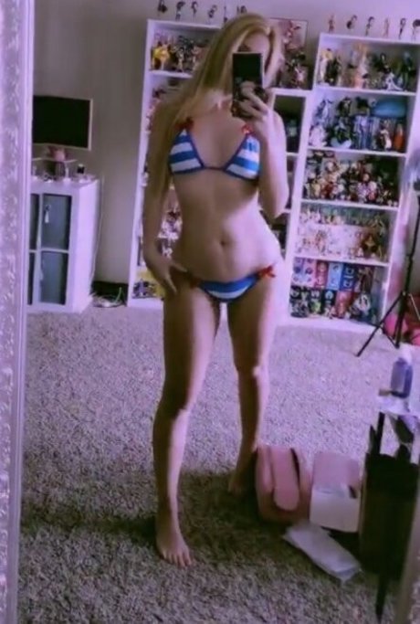 dünne große titten nur fans freie nacktheit foto