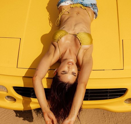 Paris Berelc exklusive nackt foto