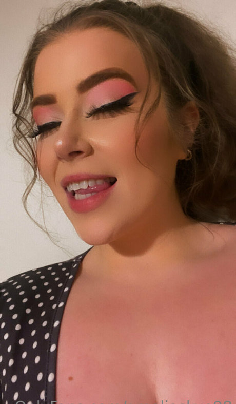 ameliaskye98 kostenlose pornographische fotos