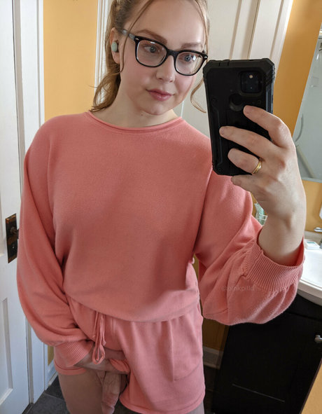 tsalanah model nackte archiv