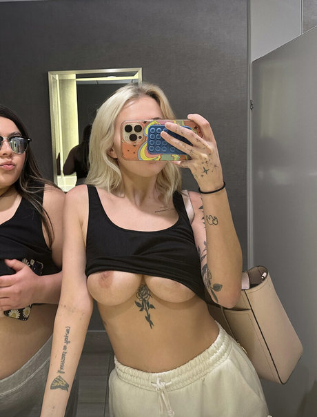 Allieesaur perfekte erwachsene archiv