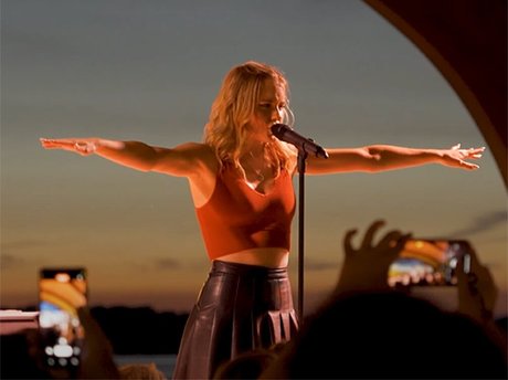 Audra Miller schöne perfekte galerien