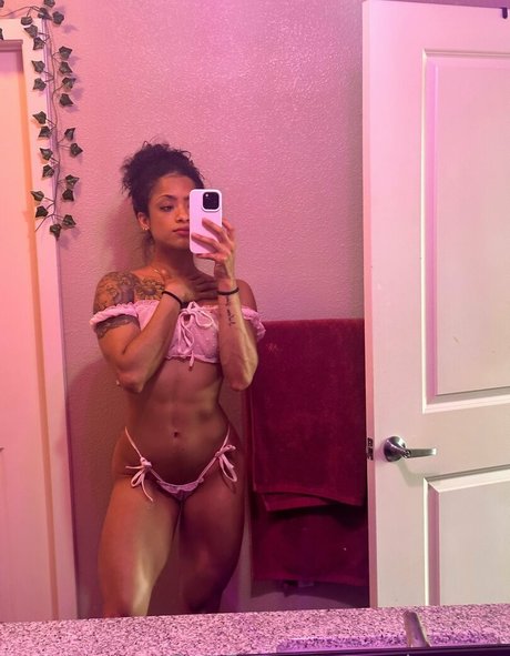 Cocoboncoco hd pornographische bild