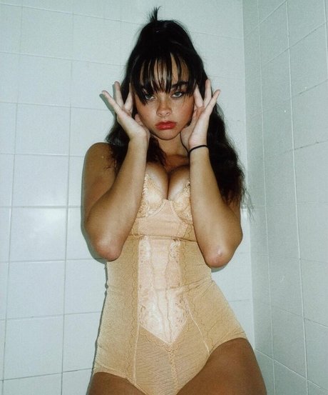 Grace Coffey xxx freie foto