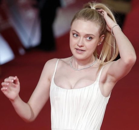 Dakota Fanning xxx nackten archiv