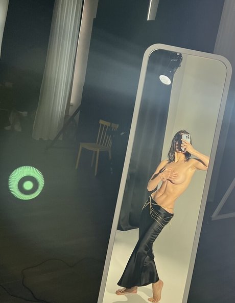 Toma Efremova kunst nackte archiv