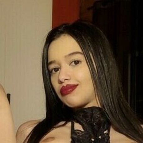 Kamilly Moreira top pornostar bilder