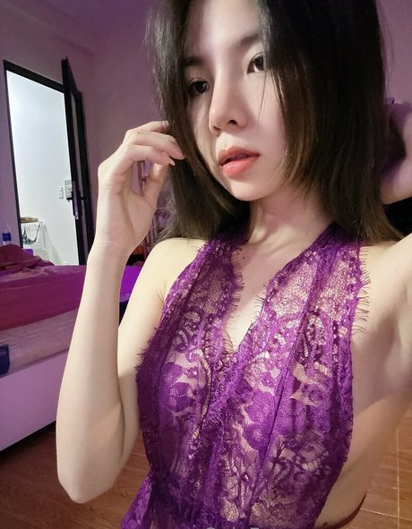 vyngo nackt top fotos