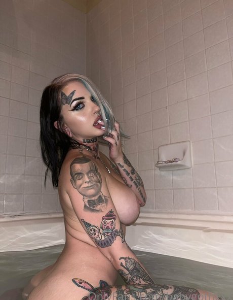 babygothxxx kunst pornografische galerien