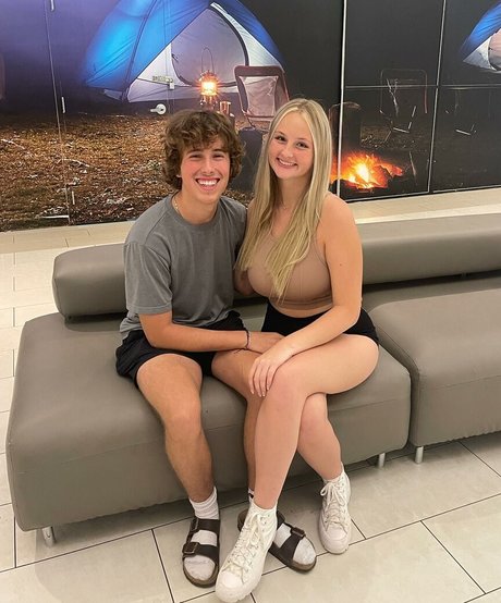 milf brille onlyfans kostenlose schöne galerien