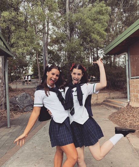 Desi Johnson sexy hd galerie