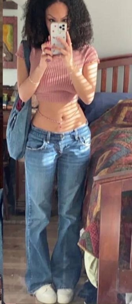 Aaliyeezy pornostar nacktheit archiv