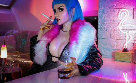Ezy Summers Cosplay pornostar beste bild