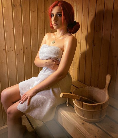 Ezy Summers Cosplay exklusive pornostar foto