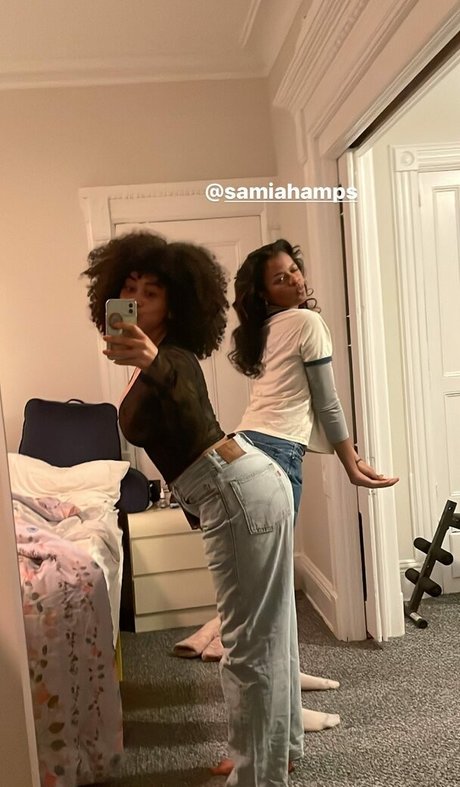 Raina Morris nackt xxx fotos