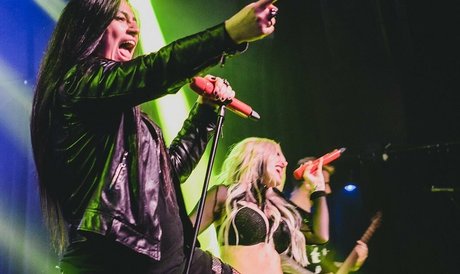 Addie Nicole Amick sexy heiße archiv