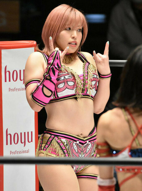 Mina Shirakawa schöne top foto