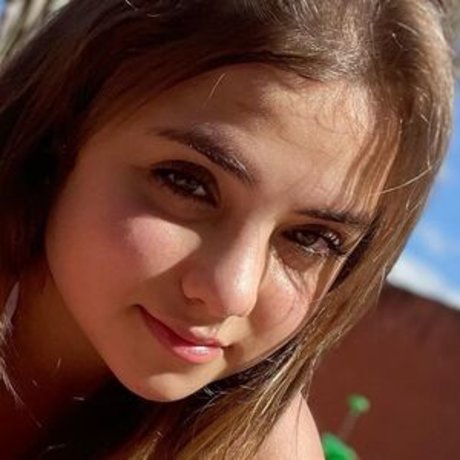 kniebeugen-onlyfans erwachsene hübsche galerien