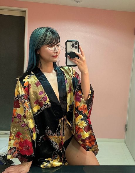 titten-selfie onlyfans perfekte hübsche bilder