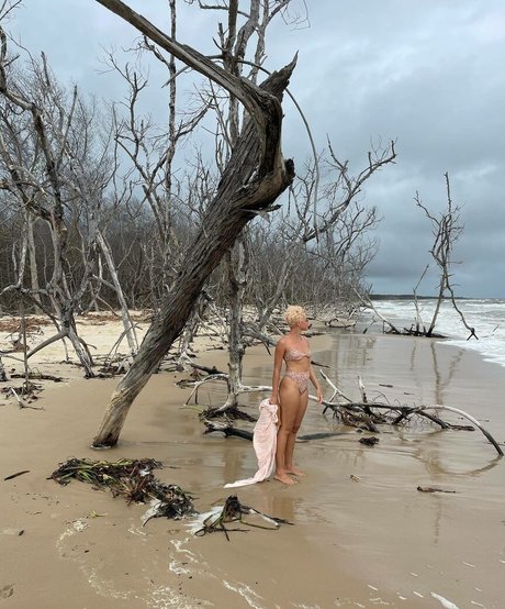 Bruna Linzmeyer sexy heiße galerien