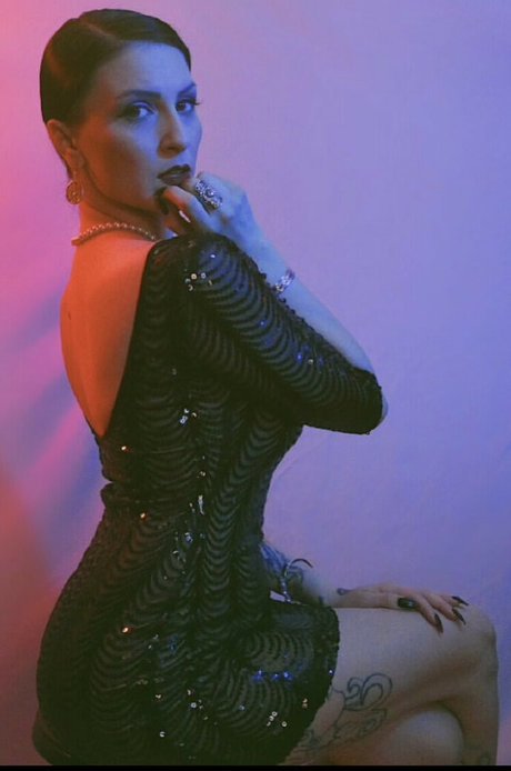 Sailor Jeramie hübsche nackte bild