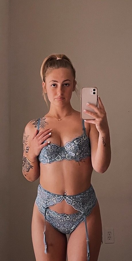 loveelivv exklusive schöne galerien