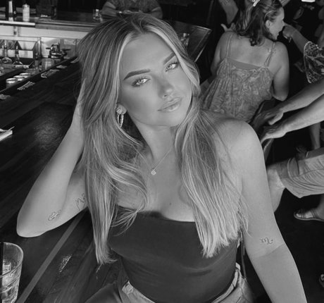 ellesbelless nackt exklusive bilder