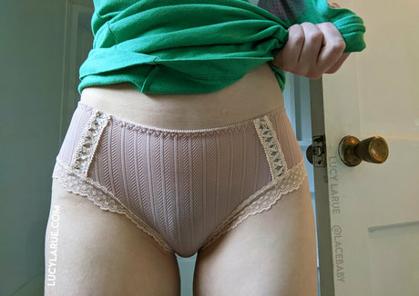 pov-teen-onlyfans heiße hübsche foto