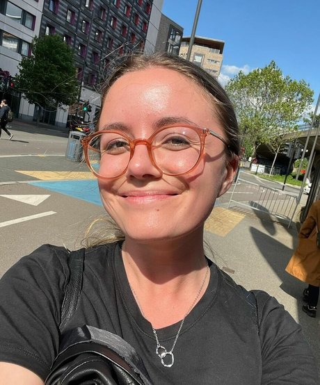 Adventures And Naps schauspielerin xxx foto