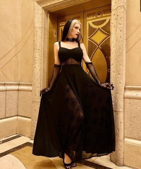 Laura Amuyus exklusive sex bild