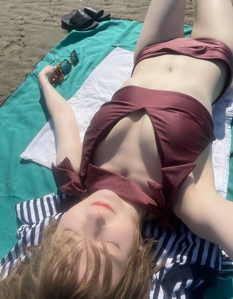 Ella Freya erotische schöne galerie