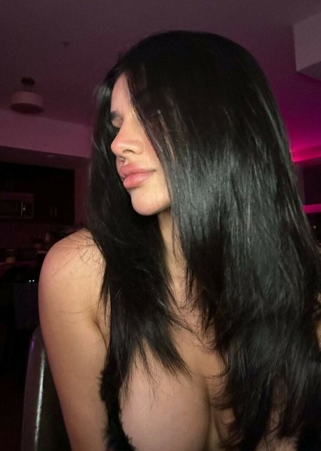 Alishbasheikh erwachsene erotische foto