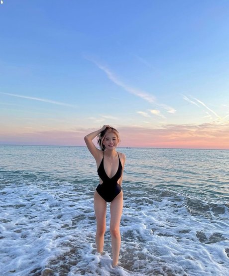 Kika Kim sexy archiv