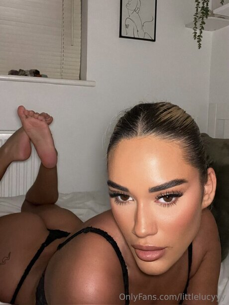 Littlelucyyy erotische beste galerie