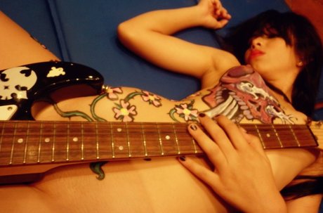 Arabella Kat nackt top bilder